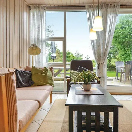 Awesome In With Kitchen Holiday home